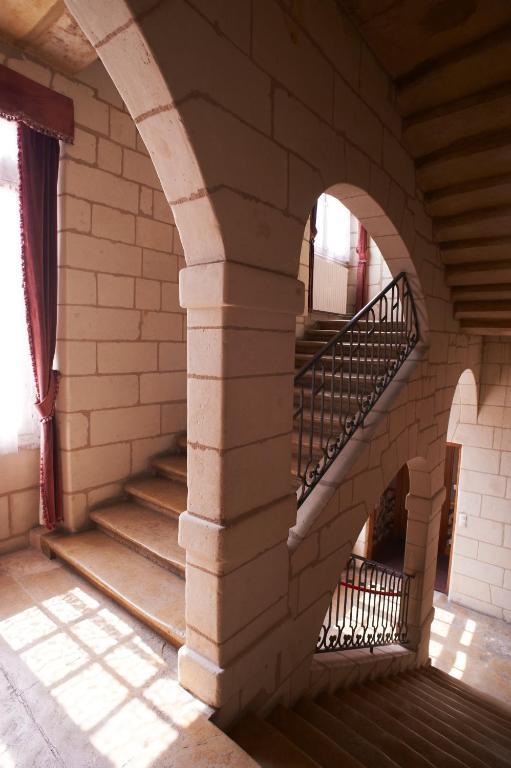 Le Relais Du Bellay Hotel