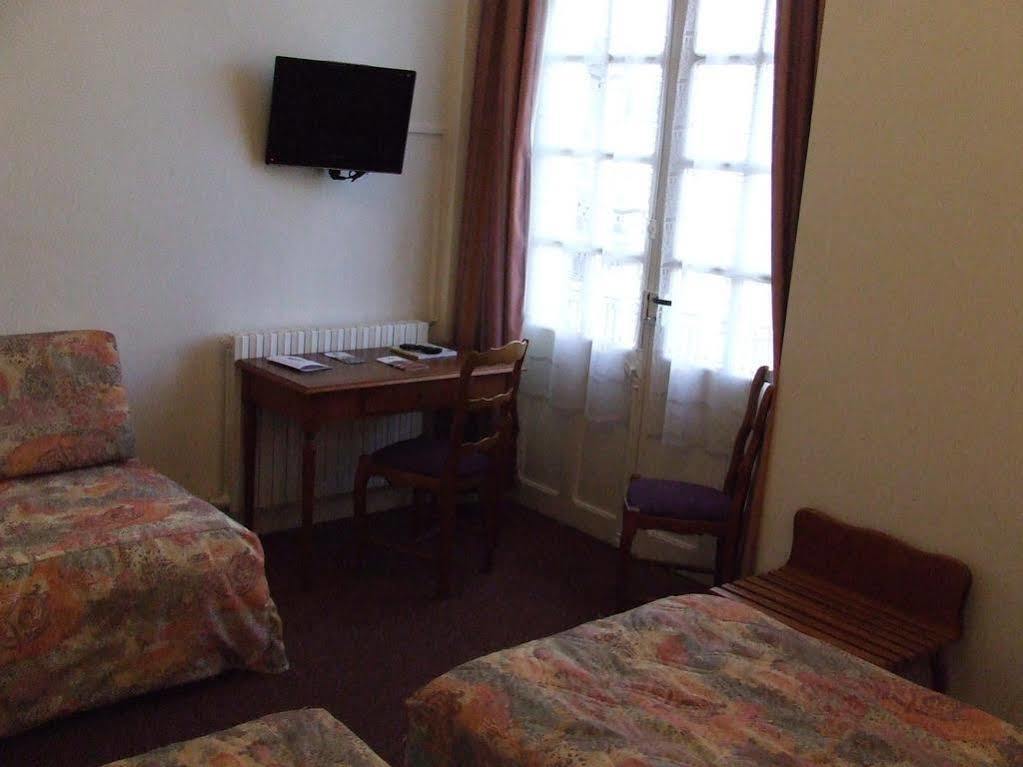 Le Relais Du Bellay Hotel